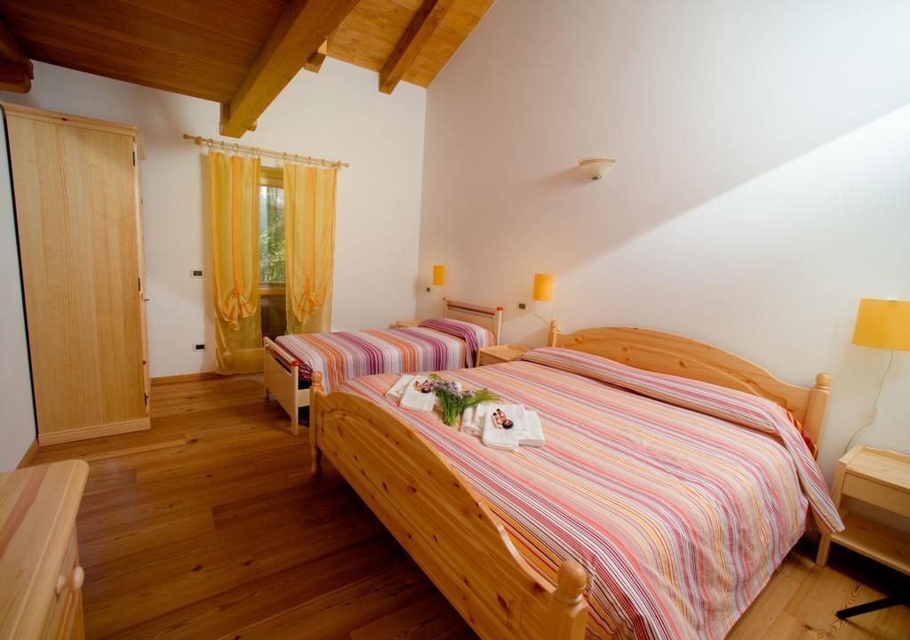 Albergo Diffuso Dolomiti Forni di Sotto Luaran gambar