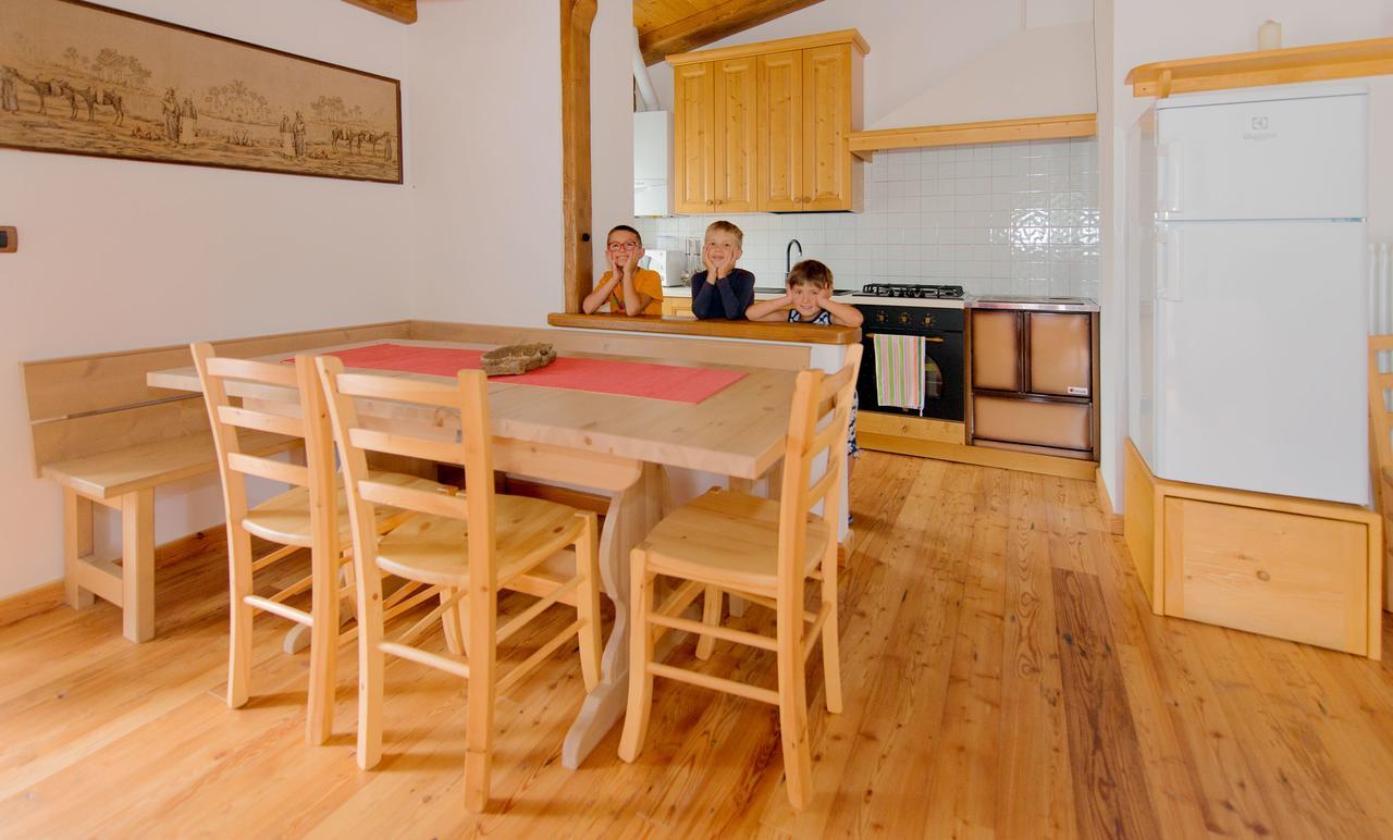 Albergo Diffuso Dolomiti Forni di Sotto Luaran gambar